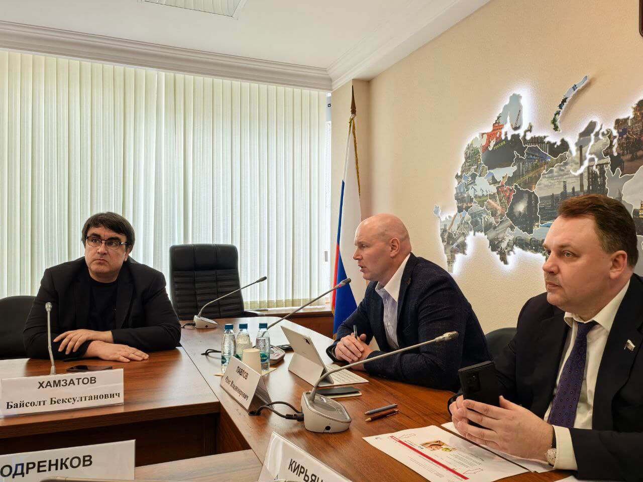 Первый вице-президент «Сибирского цемента» Валерий Бодренков представил на круглом столе «Цифровые инструменты обеления потребительского рынка» позицию НО «СОЮЗЦЕМЕНТ» по цифровой маркировке